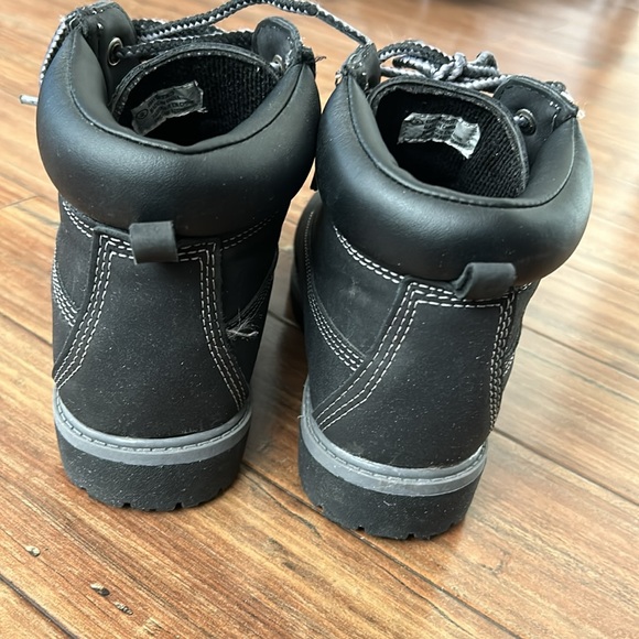 Wonder Nation Children's Black Boots Size 2 for boys - Picture 6 of 6